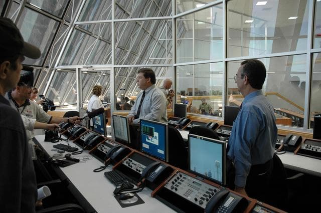 NASA image: KSC-06pd1203