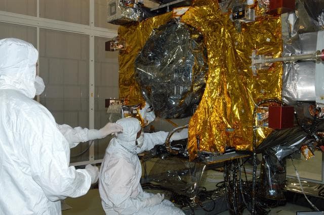 NASA image: KSC-06pd1225