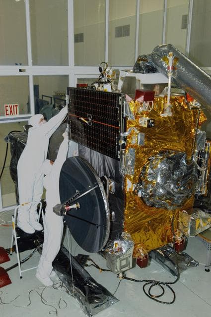 NASA image: KSC-06pd1229