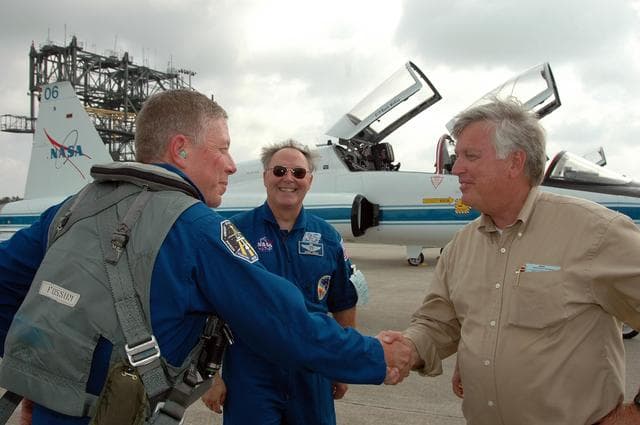 NASA image: KSC-06pd1242