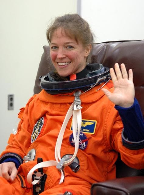 NASA image: KSC-06pd1327
