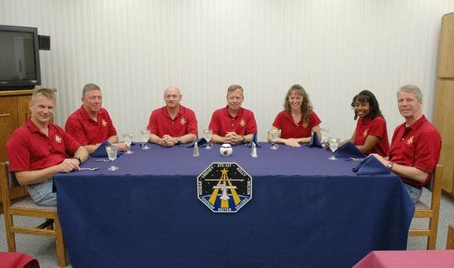 NASA image: KSC-06pd1362