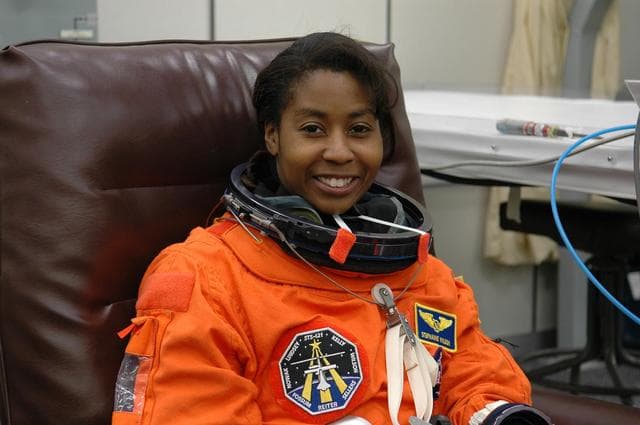 NASA image: KSC-06pd1363