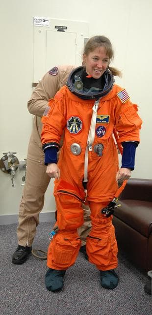 NASA image: KSC-06pd1370
