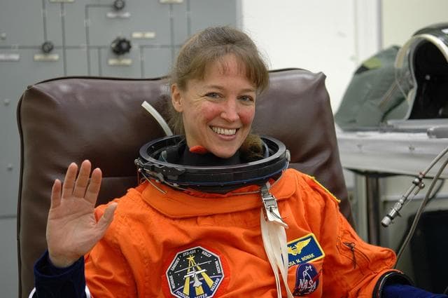 NASA image: KSC-06pd1372