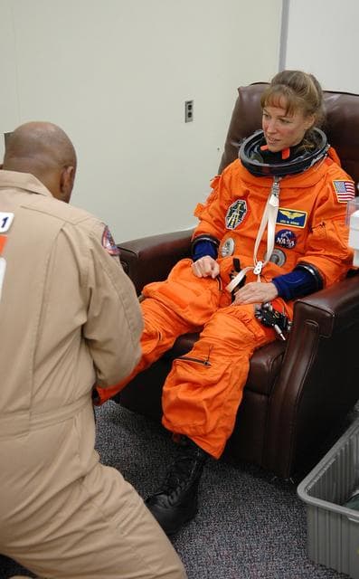 NASA image: KSC-06pd1399