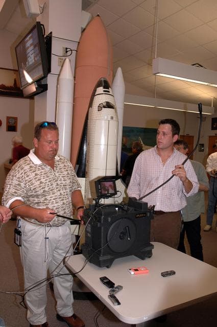 NASA image: KSC-06pd1406