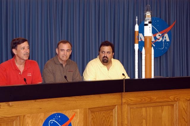 NASA image: KSC-06pd1410