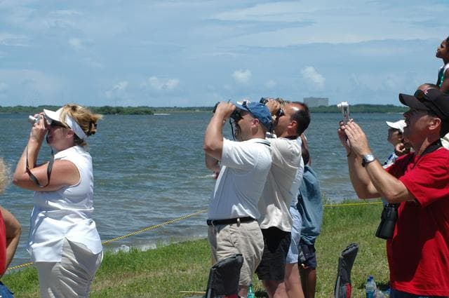 NASA image: KSC-06pd1435