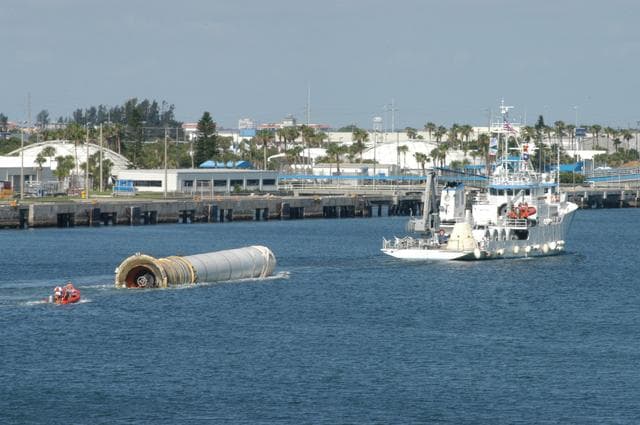 NASA image: KSC-06pd1492
