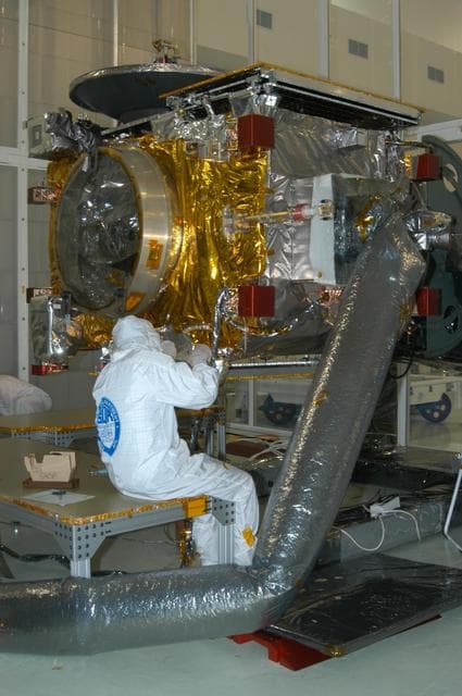 NASA image: KSC-06pd1522