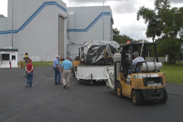NASA image: KSC-06pd1529