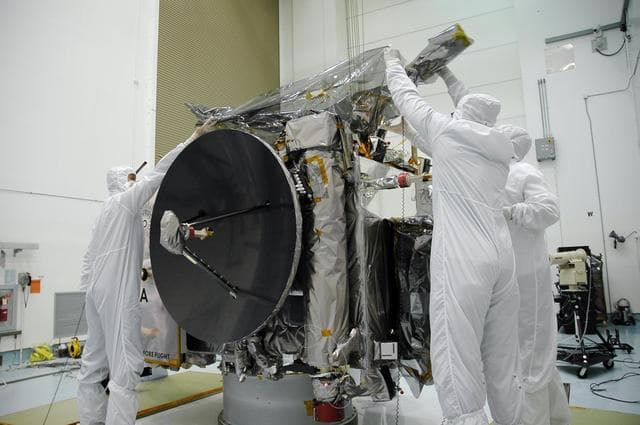 NASA image: KSC-06pd1535