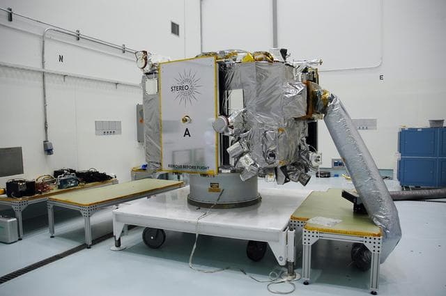 NASA image: KSC-06pd1536