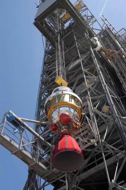 NASA image: KSC-06pd1548