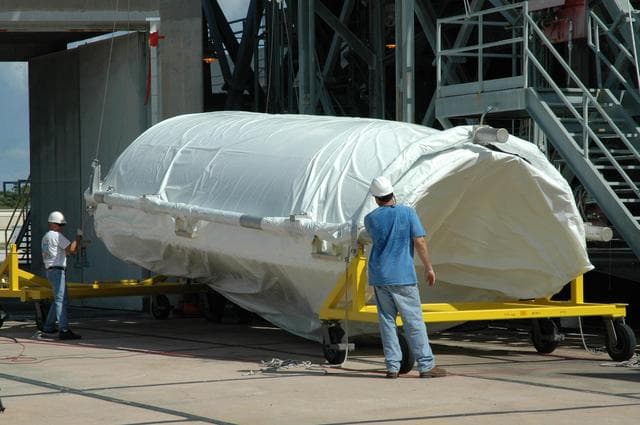 NASA image: KSC-06pd1555