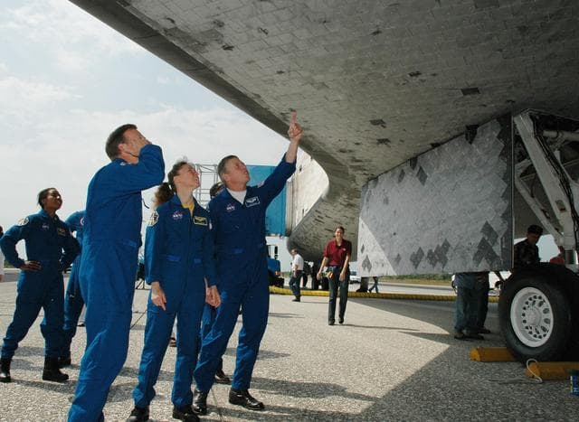 NASA image: KSC-06pd1576