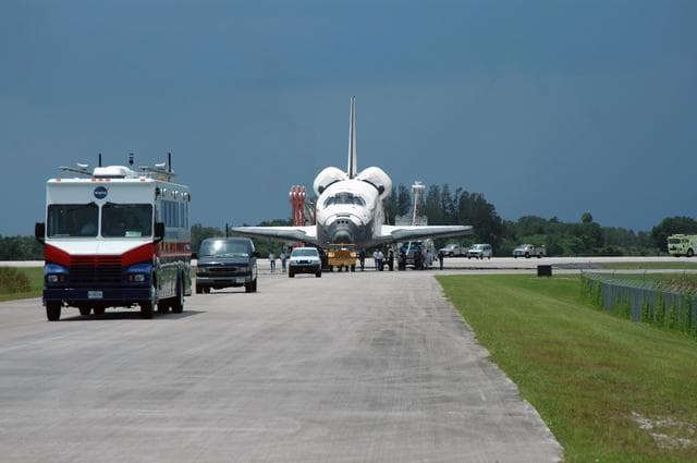 NASA image: KSC-06pd1600