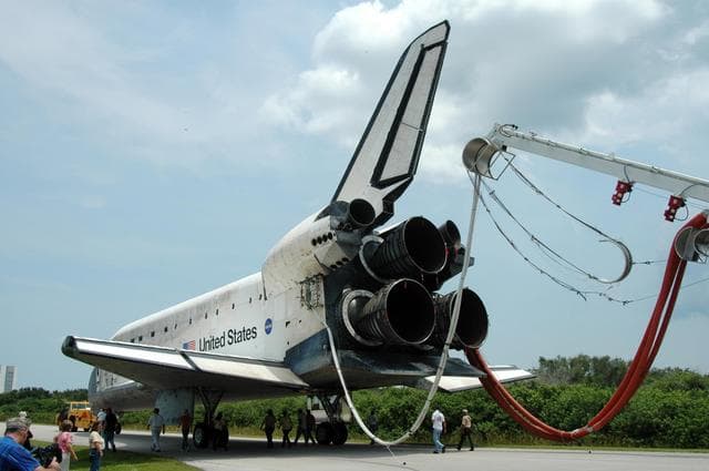 NASA image: KSC-06pd1601