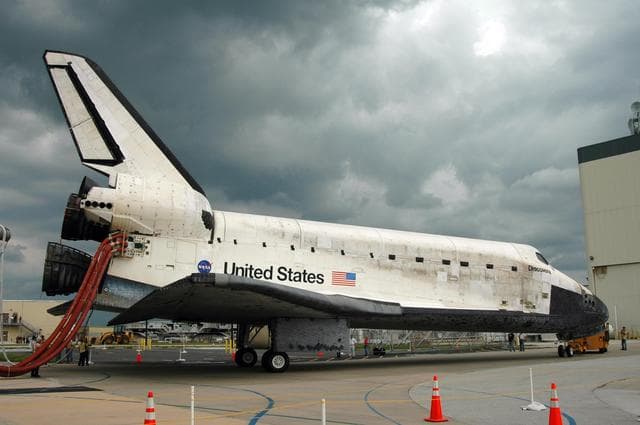 NASA image: KSC-06pd1604