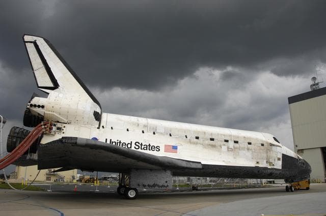 NASA image: KSC-06pd1610