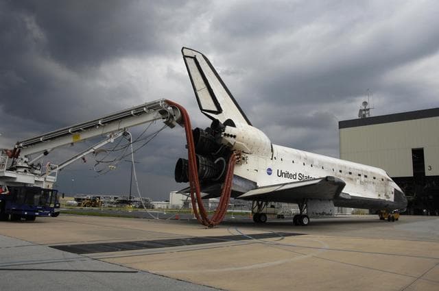 NASA image: KSC-06pd1611