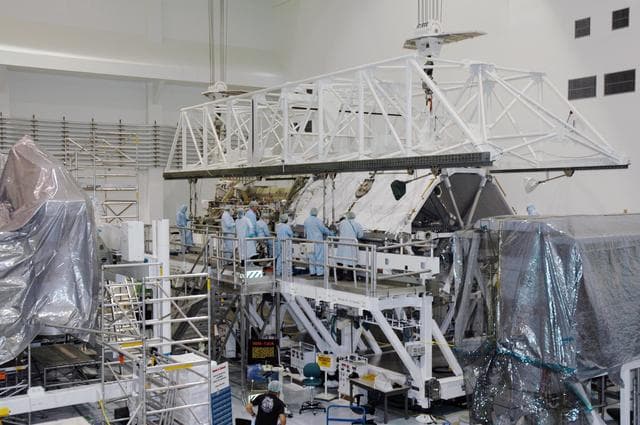 NASA image: KSC-06pd1632