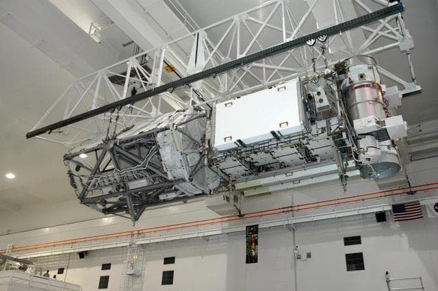 NASA image: KSC-06pd1634