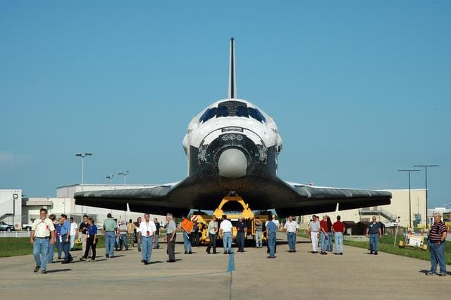 NASA image: KSC-06pd1643