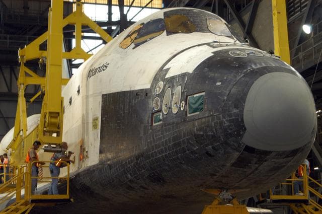 NASA image: KSC-06pd1652