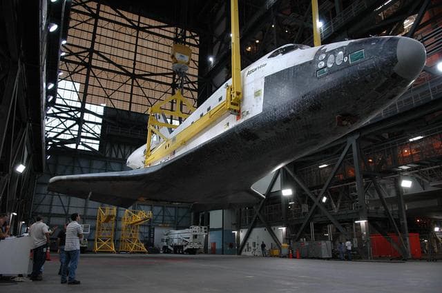 NASA image: KSC-06pd1658