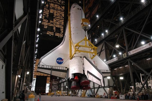 NASA image: KSC-06pd1661