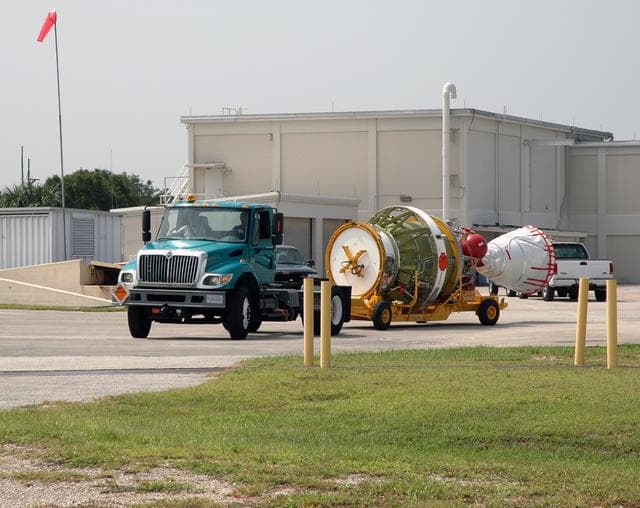 NASA image: KSC-06pd1697