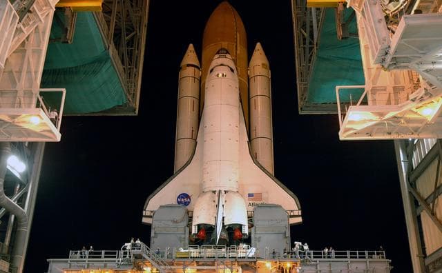 NASA image: KSC-06pd1703