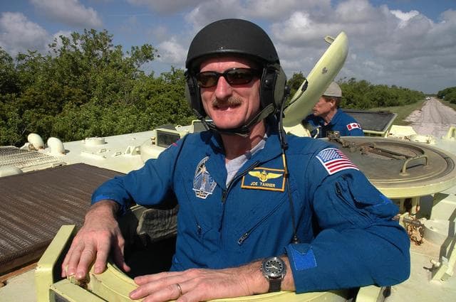 NASA image: KSC-06pd1760
