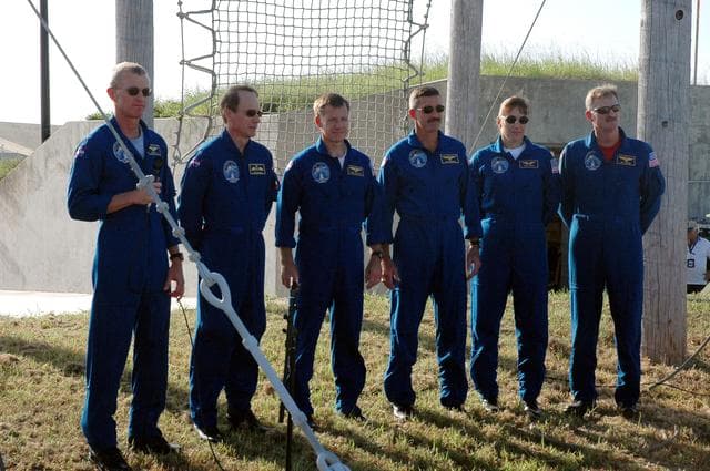 NASA image: KSC-06pd1769