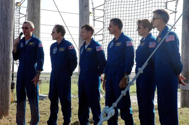 NASA image: KSC-06pd1772