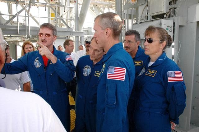 NASA image: KSC-06pd1778