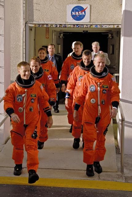 NASA image: KSC-06pd1815