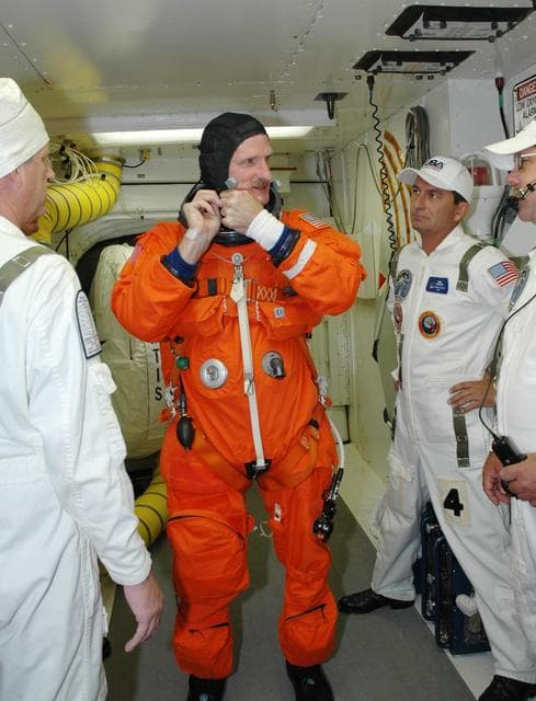 NASA image: KSC-06pd1817