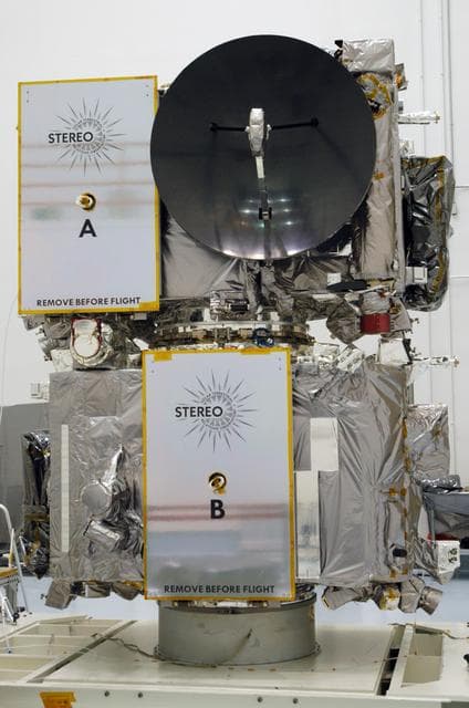 NASA image: KSC-06pd1854