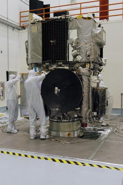NASA image: KSC-06pd1868