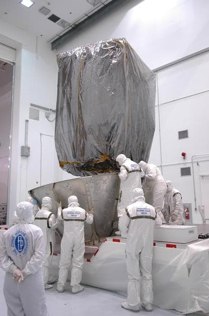 NASA image: KSC-06pd1879