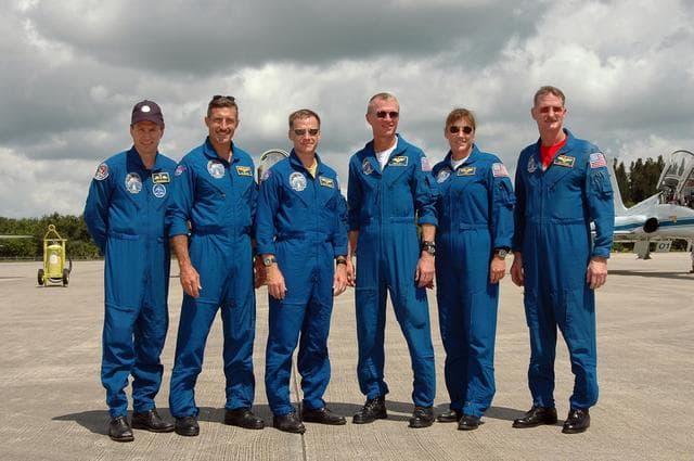 NASA image: KSC-06pd1900