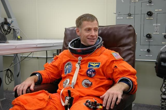 NASA image: KSC-06pd2021