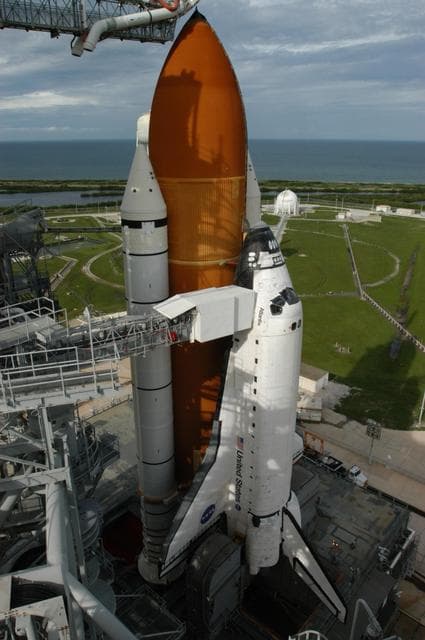 NASA image: KSC-06pd2041