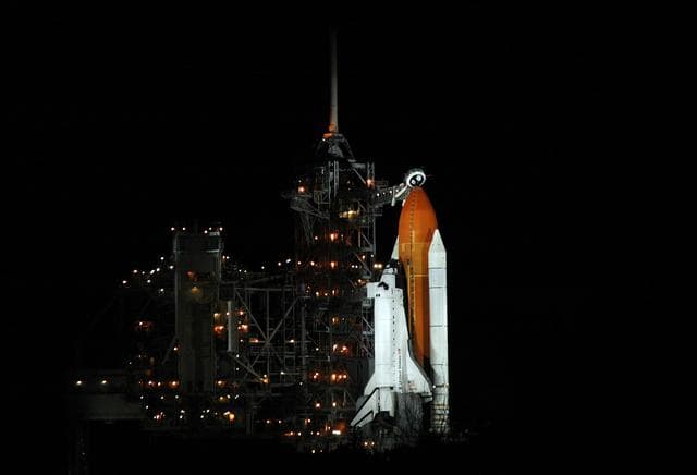 NASA image: KSC-06pd2073