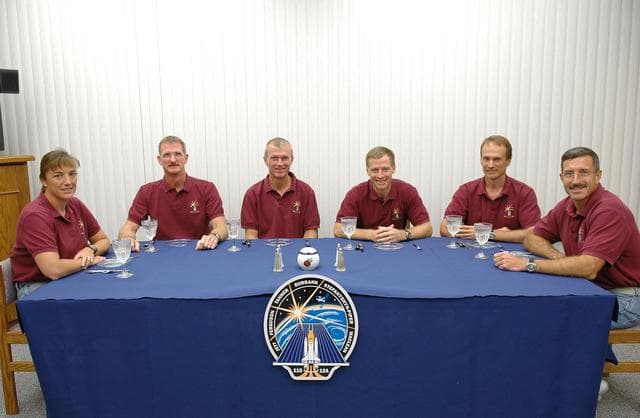 NASA image: KSC-06pd2090