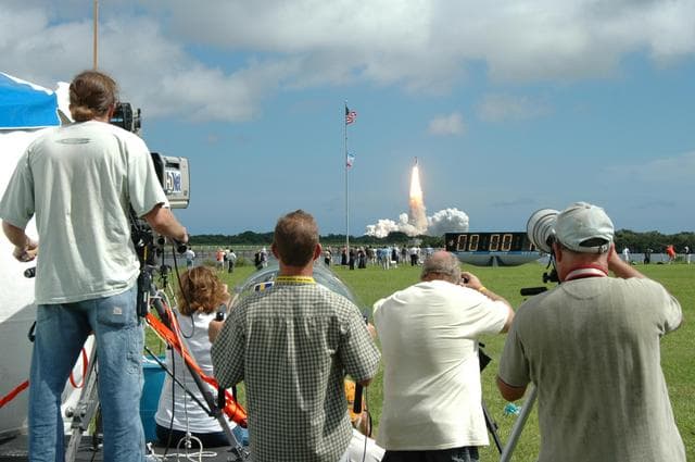 NASA image: KSC-06pd2108