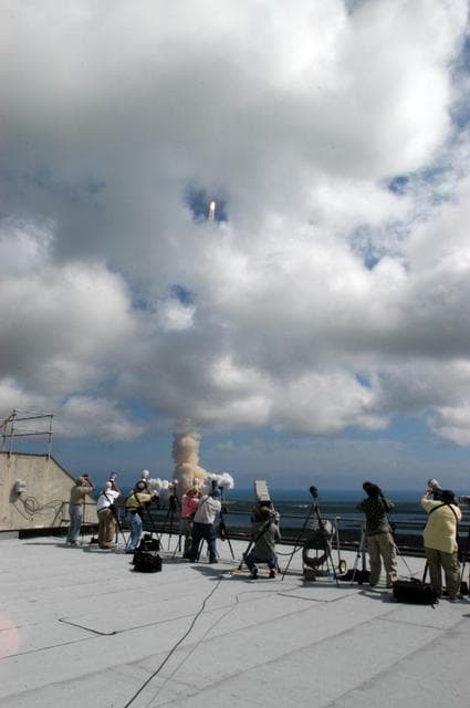 NASA image: KSC-06pd2115